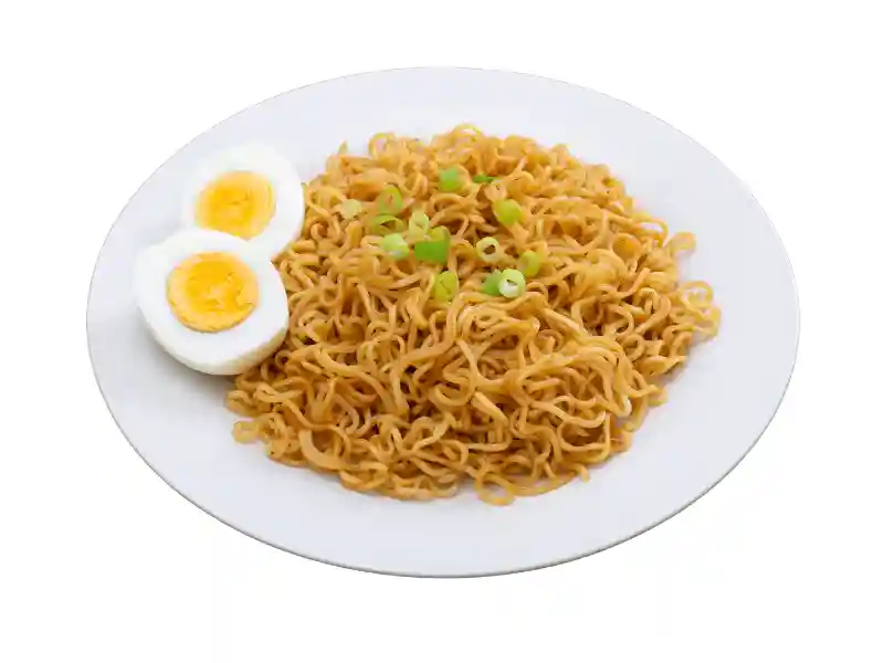 Noodles with egg